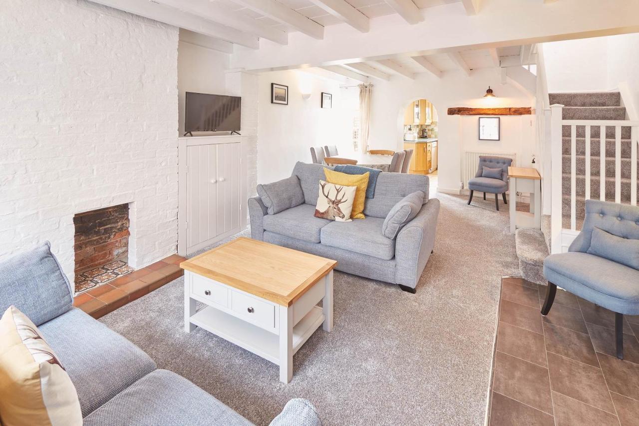 Host & Stay - Dove Grey, 25 West End Kirkbymoorside Esterno foto