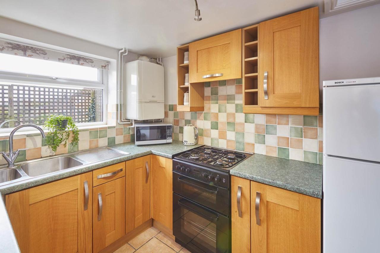 Host & Stay - Dove Grey, 25 West End Kirkbymoorside Esterno foto