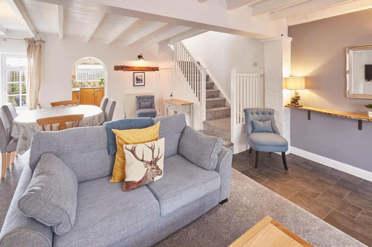 Host & Stay - Dove Grey, 25 West End Kirkbymoorside Esterno foto